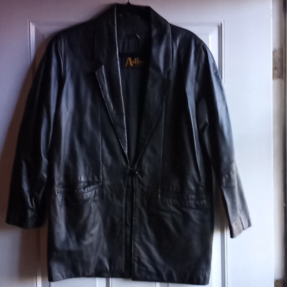 Used Men dress leather jacket